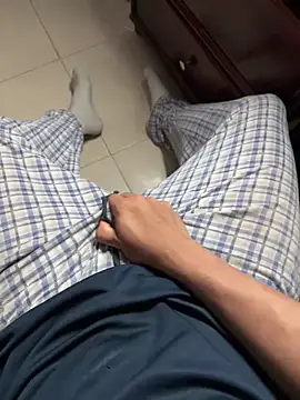 Snapshot of alex-18hot chatting on April 1, 2026, 4:46 am alex-18hot online show from April 1, 2026, 4:46 am