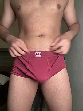 Snapshot of alex-18hot chatting on April 7, 2026, 11:37 pm alex-18hot online show from April 7, 2026, 11:37 pm