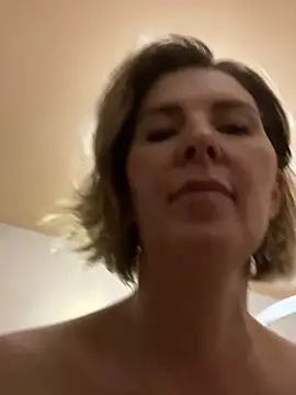 Snapshot of sensualEmilia chatting on March 28, 2026, 3:33 pm sensualEmilia online show from March 28, 2026, 3:33 pm