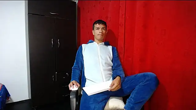 Deiby casas online show from October 13, 2025, 8:36 am