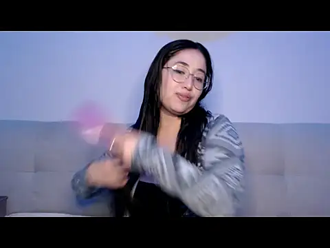 YummymeowW online show from March 28, 2026, 4:17 pm