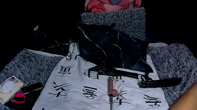 Snapshot of Katiehill_1 chatting on October 12, 2025, 7:02 pm Katiehill 1 online show from October 12, 2025, 7:02 pm