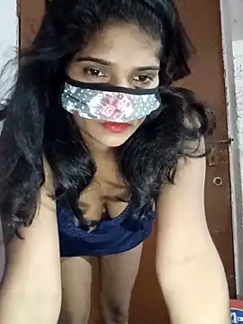 Shreya-Shetty09 online show from October 16, 2025, 3:24 pm