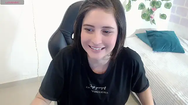 tania sweet   online show from January 28, 2025, 4:41 pm