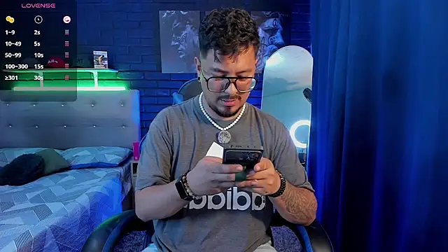 DaviidEvans  online show from July 2, 2026, 12:10 am
