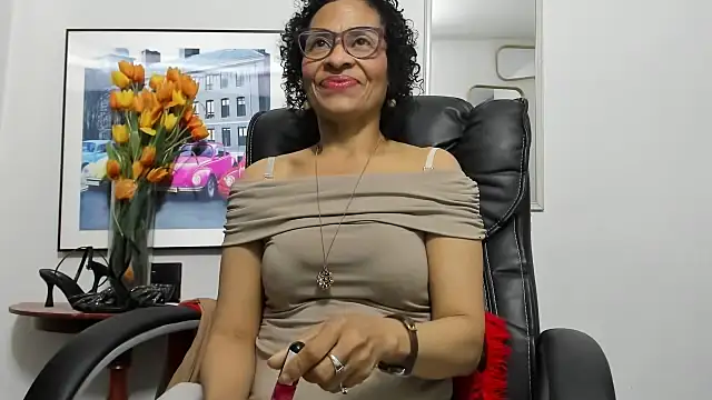 Aries Mature online show from October 7, 2025, 6:38 pm