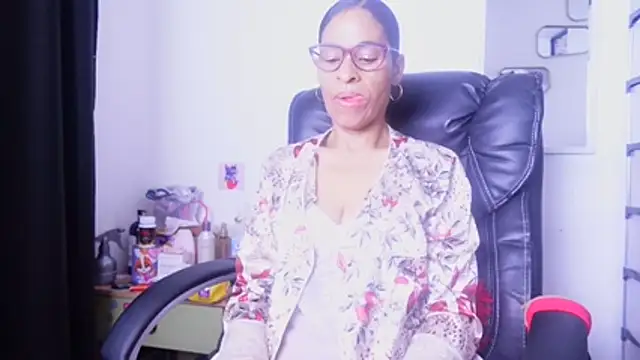 Aries Mature online show from August 2, 2026, 2:10 am