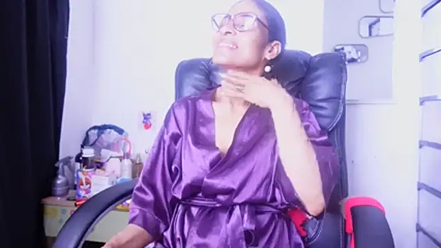 Aries Mature online show from August 3, 2026, 1:37 am