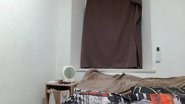 desirmiss1 online show from February 1, 2026, 7:51 am