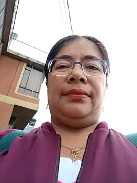   valentina18 online show from December 12, 2024, 8:53 pm