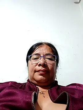   valentina18 online show from December 12, 2024, 11:58 pm