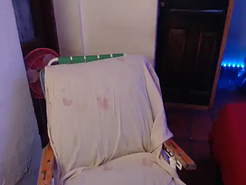 Snapshot of deftoolceles chatting on March 12, 2026, 3:23 am deftoolceles online show from March 12, 2026, 3:23 am