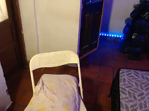 Snapshot of deftoolceles chatting on March 28, 2026, 2:33 am deftoolceles online show from March 28, 2026, 2:33 am