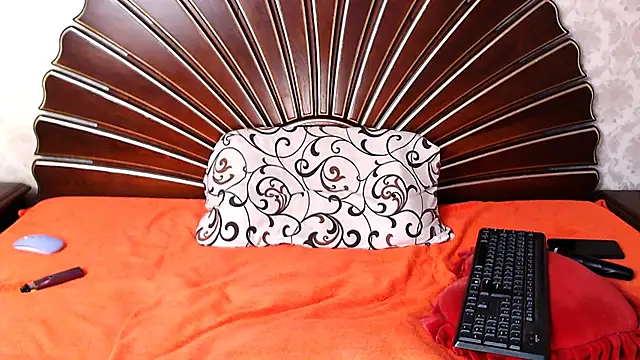 Snapshot of PrettyHairyBlonde chatting on December 23, 2024, 7:49 am PrettyHairyBlonde online show from December 23, 2024, 7:49 am