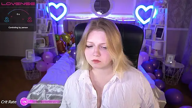 Snapshot of Tinker_Belll chatting on January 16, 2025, 7:41 pm Tinker Belll online show from January 16, 2025, 7:41 pm