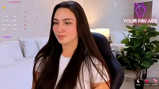 Snapshot of ava_blue chatting on September 19, 2025, 7:58 pm ava blue online show from September 19, 2025, 7:58 pm