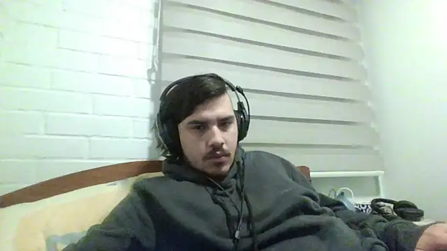 hung weeb online show from May 11, 2026, 2:39 am