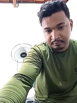 Snapshot of rsc45111 chatting on February 14, 2026, 5:10 pm rsc45111 online show from February 14, 2026, 5:10 pm