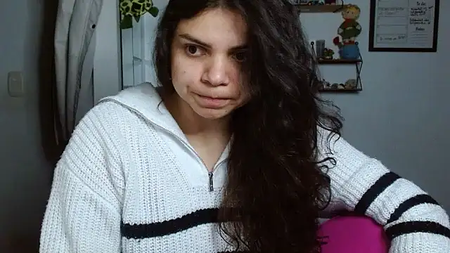 Nikkykora15 online show from September 24, 2025, 12:36 am