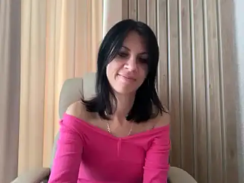 Snapshot of InjaAtHome chatting on September 15, 2025, 9:20 am InjaAtHome online show from September 15, 2025, 9:20 am