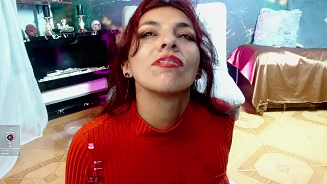 Snapshot of julieth_sex1 chatting on April 24, 2026, 9:01 am julieth sex1 online show from April 24, 2026, 9:01 am