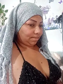 Alyona21 online show from May 18, 2026, 9:20 pm
