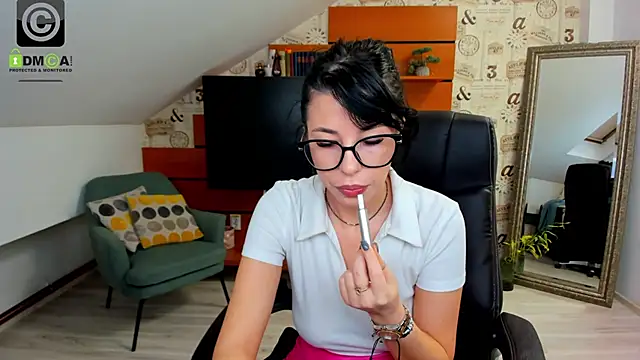 EmillyTaylor online show from December 14, 2024, 4:34 am