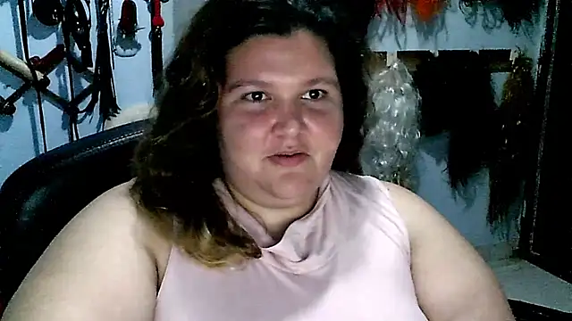 squirt322bbw online show from February 20, 2025, 7:30 pm
