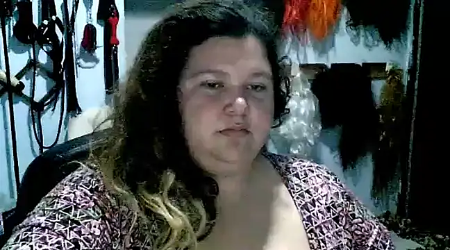 squirt322bbw online show from February 24, 2025, 9:20 pm