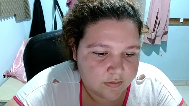 Snapshot of squirt322bbw chatting on October 4, 2025, 7:56 pm squirt322bbw online show from October 4, 2025, 7:56 pm