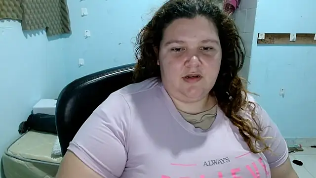 Snapshot of squirt322bbw chatting on October 23, 2025, 7:01 pm squirt322bbw online show from October 23, 2025, 7:01 pm