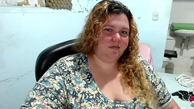squirt322bbw online show from June 18, 2026, 6:34 pm