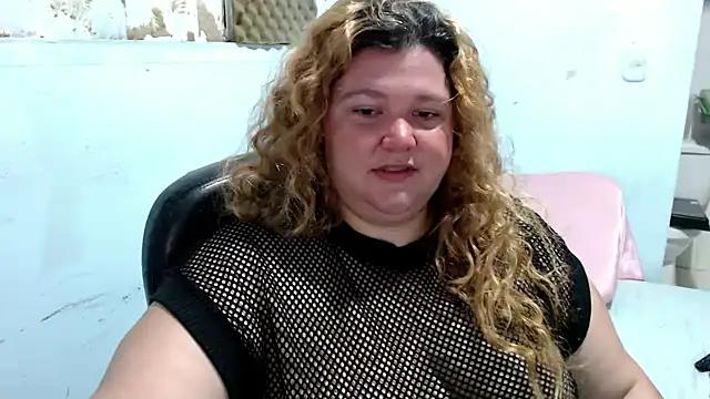 squirt322bbw online show from June 19, 2026, 4:00 pm
