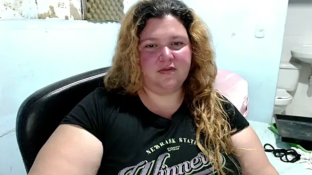Snapshot of squirt322bbw chatting on August 4, 2026, 7:49 pm squirt322bbw online show from August 4, 2026, 7:49 pm