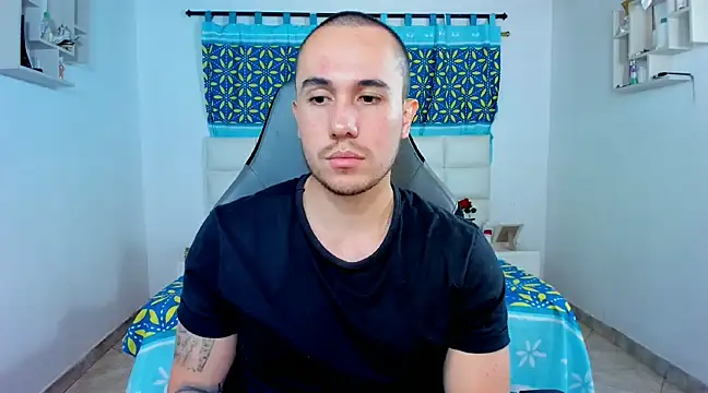 juan  jimenez online show from February 15, 2025, 11:36 pm