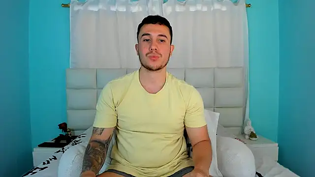 Snapshot of juan__jimenez chatting on September 20, 2025, 7:37 pm juan  jimenez online show from September 20, 2025, 7:37 pm