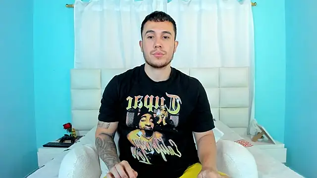 Snapshot of juan__jimenez chatting on September 23, 2025, 8:01 pm juan  jimenez online show from September 23, 2025, 8:01 pm