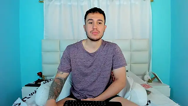 Snapshot of juan__jimenez chatting on September 26, 2025, 7:18 pm juan  jimenez online show from September 26, 2025, 7:18 pm