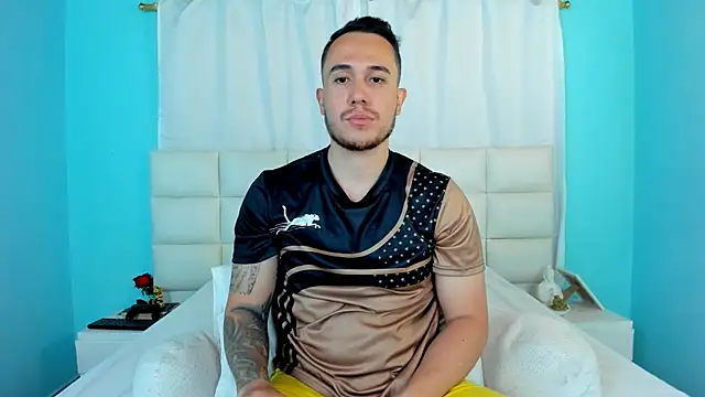 Snapshot of juan__jimenez chatting on October 1, 2025, 9:10 pm juan  jimenez online show from October 1, 2025, 9:10 pm