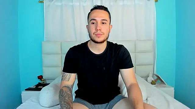 Snapshot of juan__jimenez chatting on October 17, 2025, 7:49 pm juan  jimenez online show from October 17, 2025, 7:49 pm