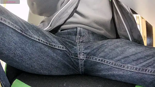 GuidedShipyard online show from December 17, 2024, 3:06 pm