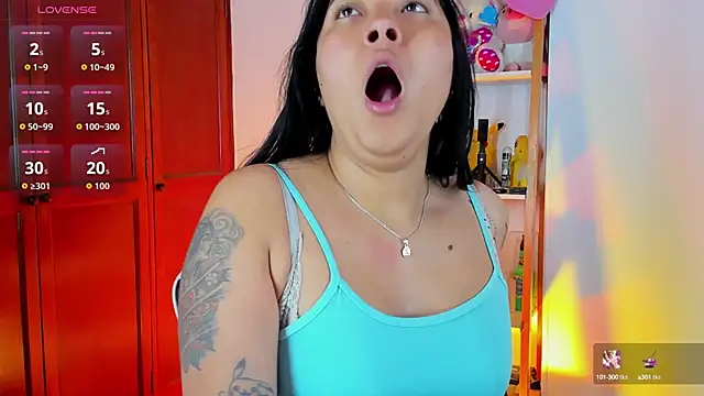 eymy-hadid online show from September 15, 2025, 3:01 pm