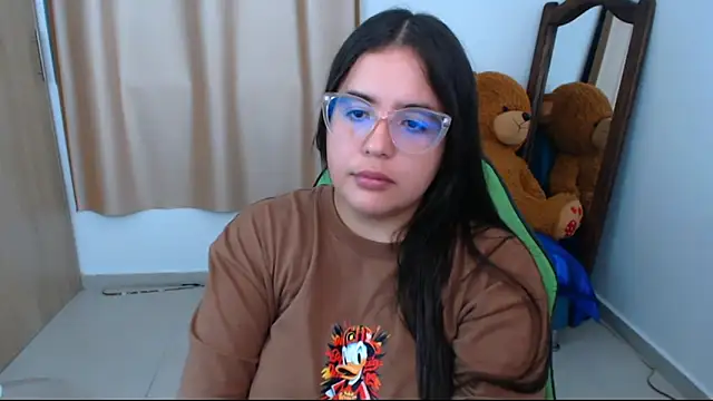  alicia z online show from February 23, 2025, 8:11 pm