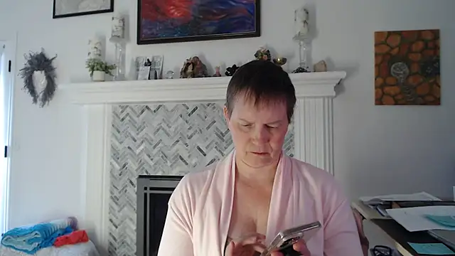 AuroraWillows online show from July 11, 2026, 10:22 pm