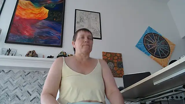 AuroraWillows online show from July 21, 2026, 1:57 pm