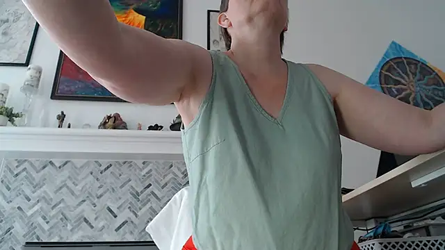 AuroraWillows online show from July 23, 2026, 1:09 pm