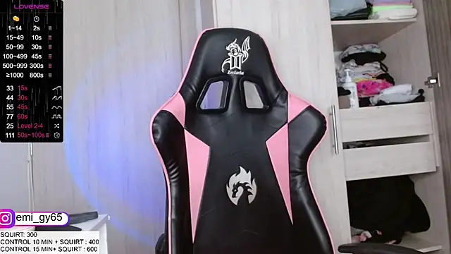 emilyn grey1 online show from September 16, 2025, 3:35 pm