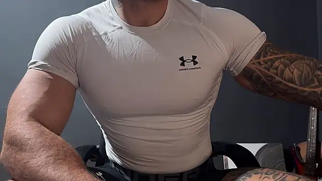 Snapshot of Mr_YourGod chatting on October 25, 2025, 7:38 am Mr YourGod online show from October 25, 2025, 7:38 am