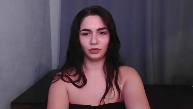 HannahMeid online show from December 7, 2024, 9:55 pm