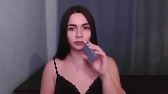 HannahMeid online show from December 14, 2024, 7:36 pm